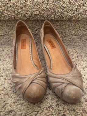 Miz Mooz Taupe Leather Twisted-Toe Women's Flats